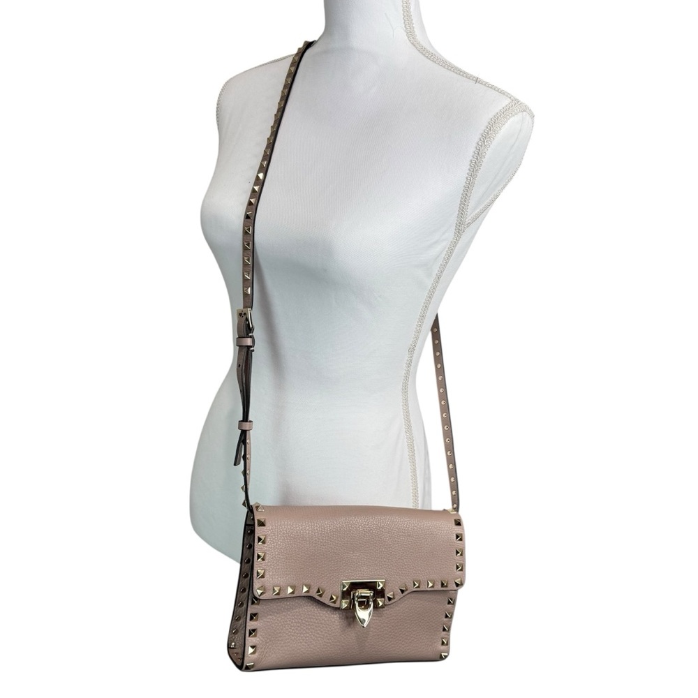 Valentino Garavani Small Rockstud Grainy Calfskin Crossbody Bag - Picture 15 of 16